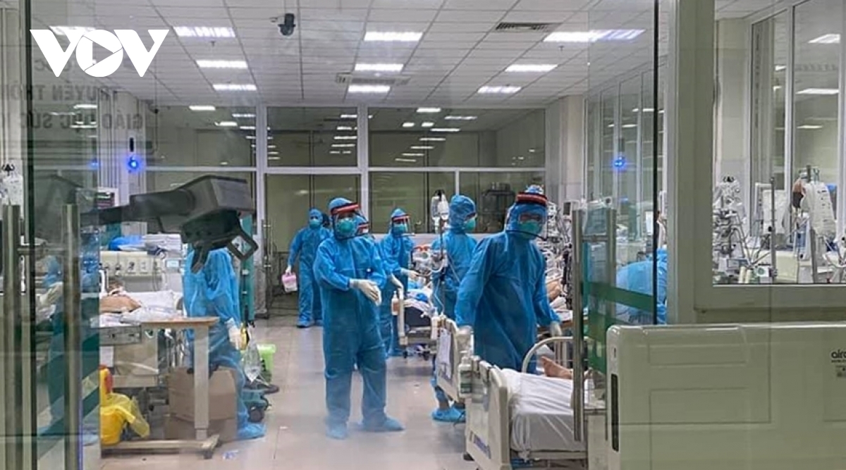 Infection tally surges by 48 at midday, 49th COVID-19 fatality recorded